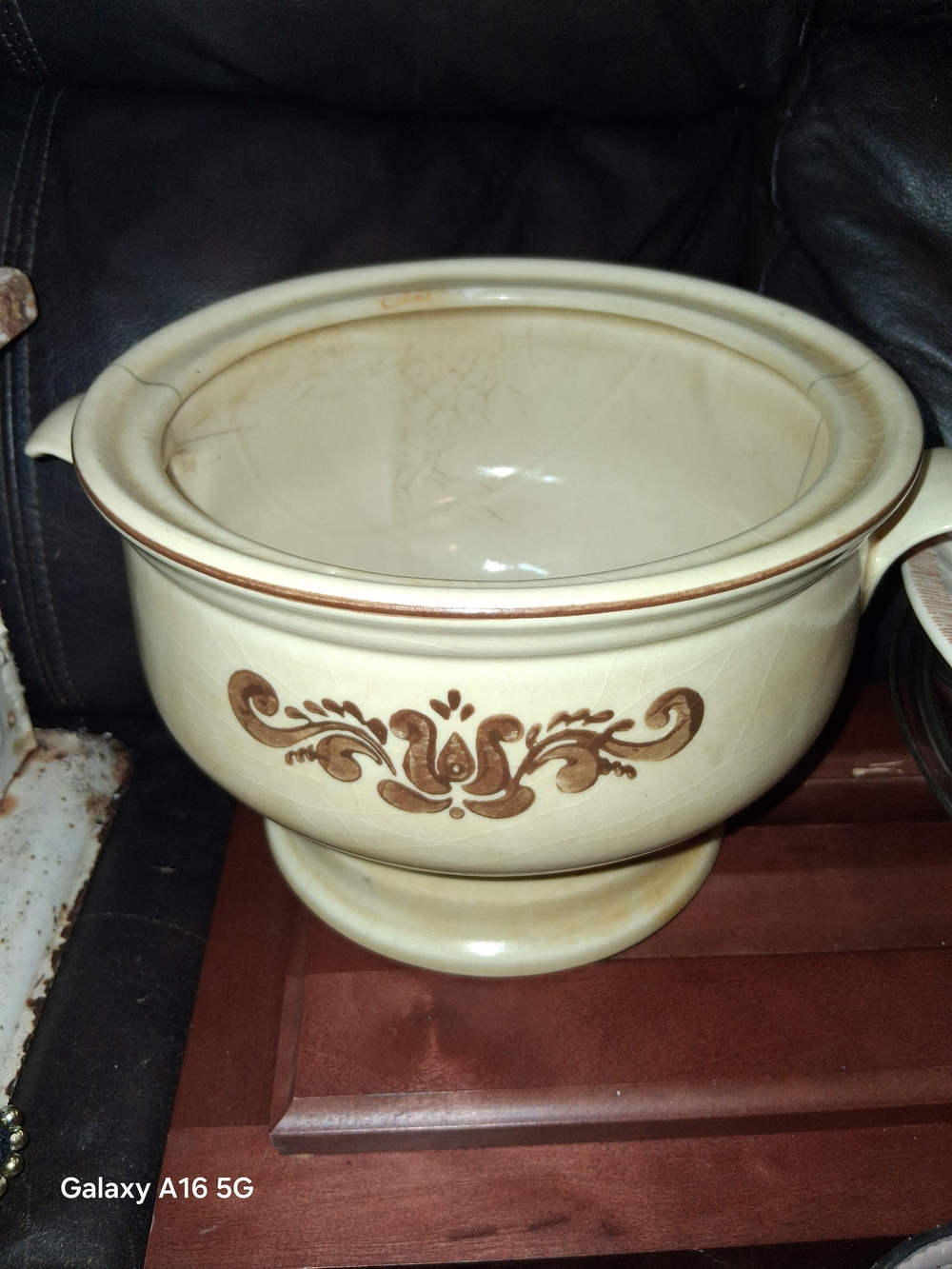 Vintage-Style Cream Ceramic Serving Bowl with Brown Accent